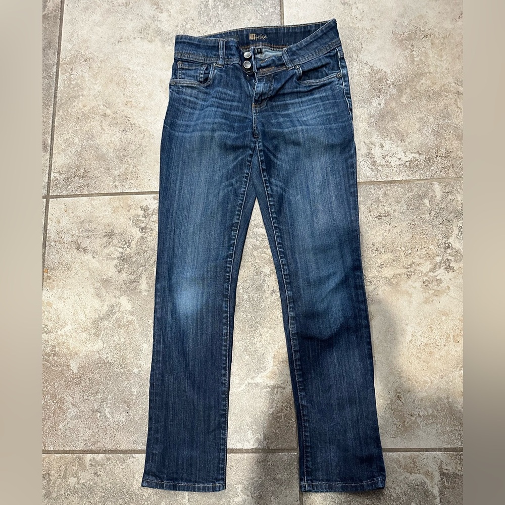 Kut from the Kloth size 2 jeans Cameron straight leg